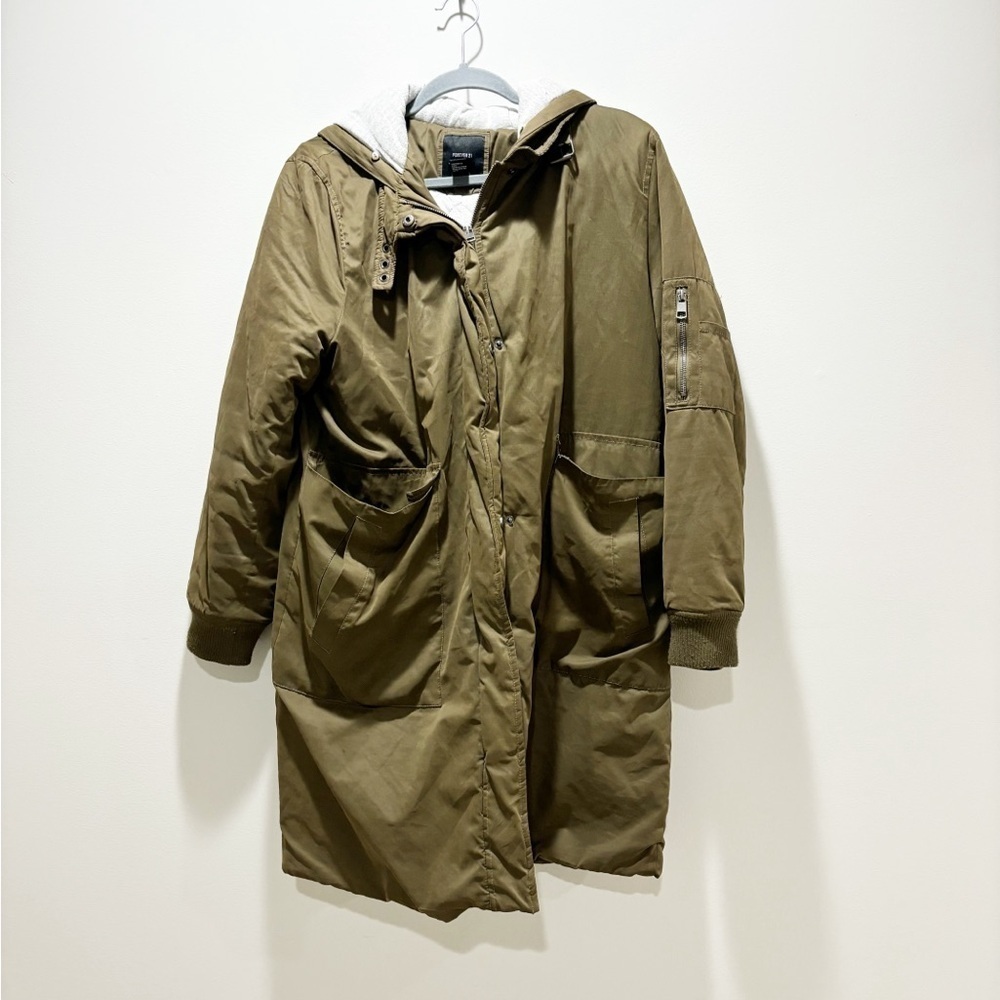 FOREVER 21 • Women’s Olive Green Long Lined Winter Outdoor Coat Size Large